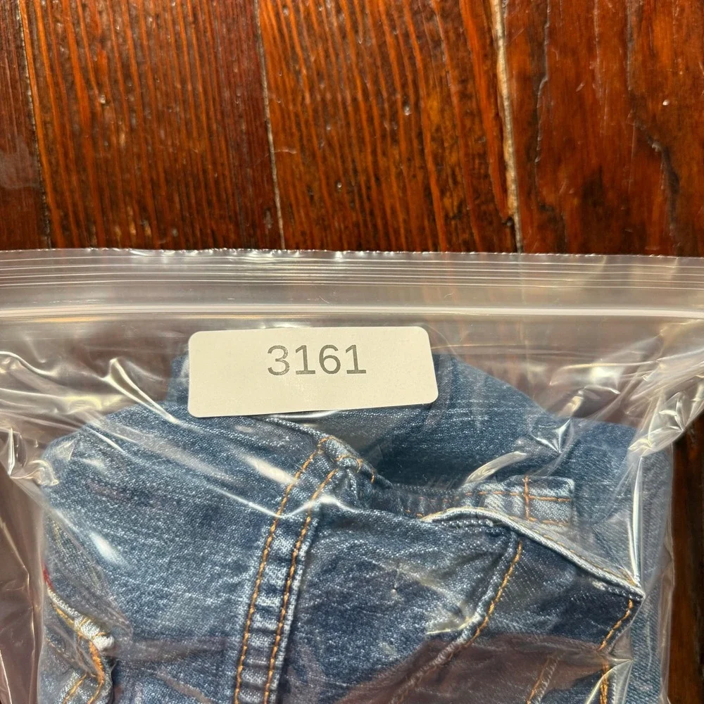 Levis 505 Jeans Mens 42x30 Blue Straight Leg Regular Fit Denim Faded Whiskers